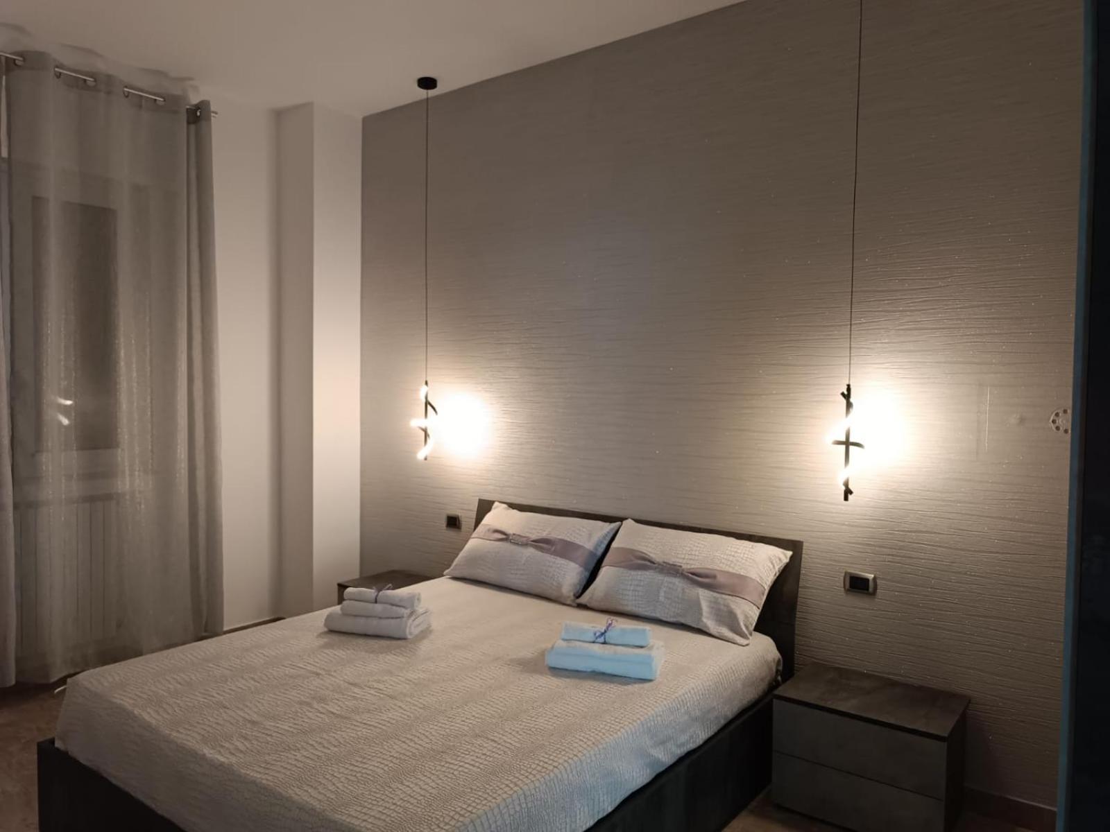 Luca'S House Bed and Breakfast Giovinazzo Exteriör bild